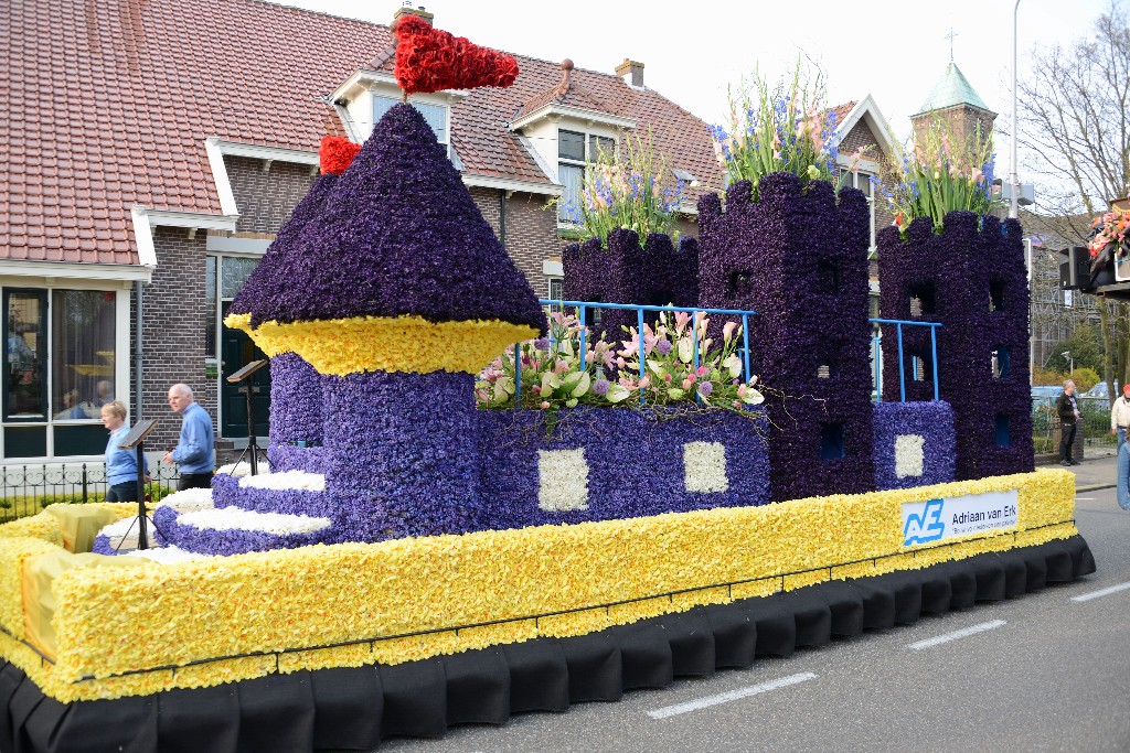 ../Images/Bloemencorso 2015 069.jpg